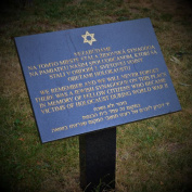Pripomíname si Medzinárodný deň obetí holokaustu.
